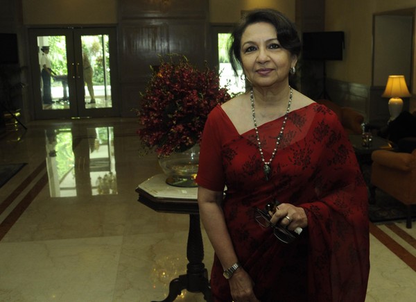 Press Conference to Raise Funds for Underprivileged Cancer Patients - Shabana Azmi, Waheeda Rehman, Sharmila Tagore, Javed Akhtar