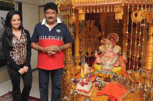 Sana Khan at Bharti and Kapil Mehra's Ganesh Festival 2013 Celebration